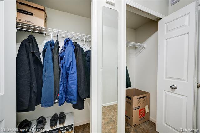 Builiding view forty two for 42432 Corlina, Northville, MI. 48167