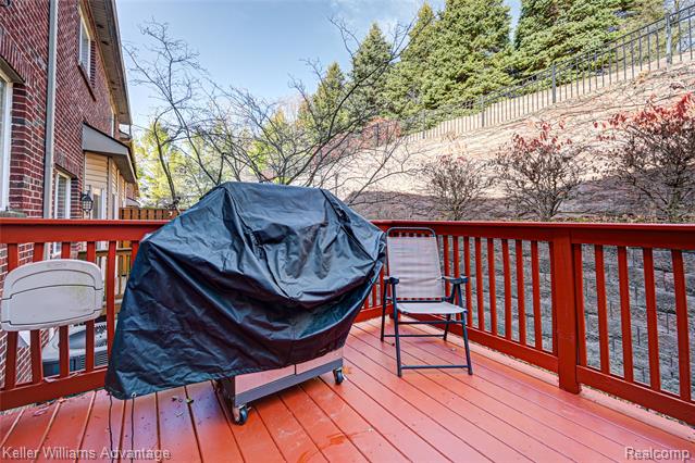 Builiding view twenty three for 42432 Corlina, Northville, MI. 48167