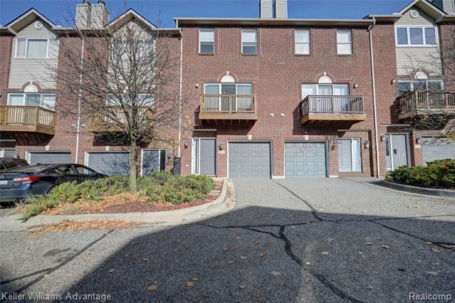 front view for 42432 Corlina Drive, Northville, Mi. 48167