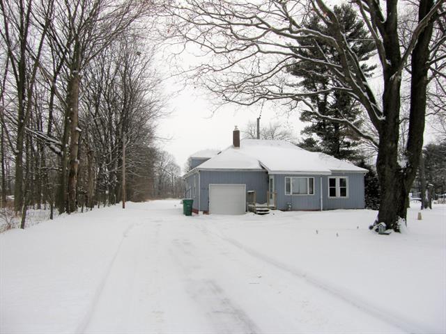 front view for 3218 N 5Th Street, Niles, Mi. 49120