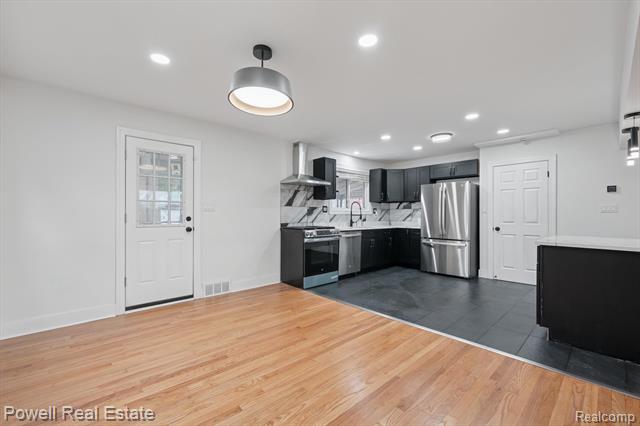 Builiding view eleven for 16891 Avon, Detroit, MI. 48219