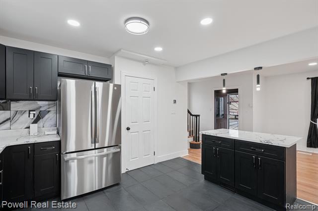 Builiding view sixteen for 16891 Avon, Detroit, MI. 48219