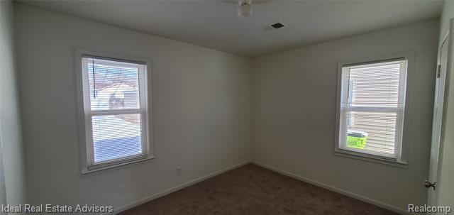 Builiding view fifteen for 545 E Dallas, Madison Heights, MI. 48071