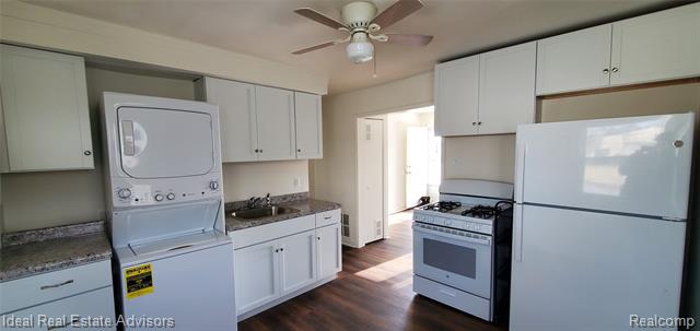 Builiding view seven for 545 E Dallas, Madison Heights, MI. 48071