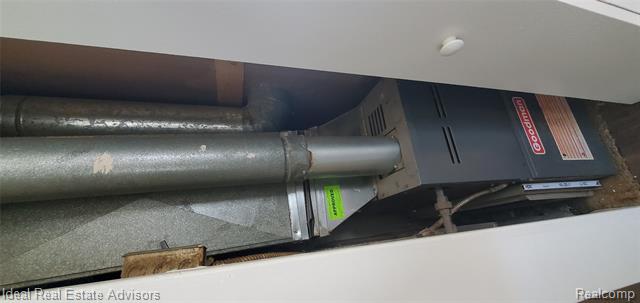 Builiding view twenty nine for 545 E Dallas, Madison Heights, MI. 48071