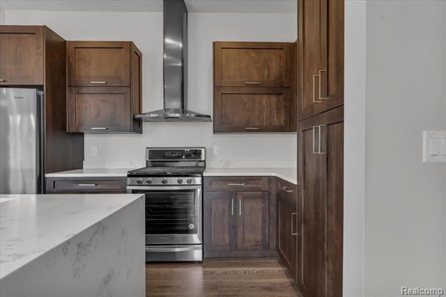 Builiding view six for 438 Selden, Detroit, MI. 48201