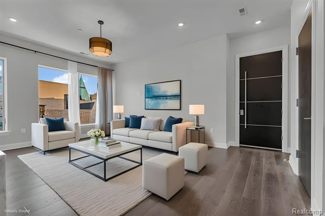 Builiding view three for 438 Selden, Detroit, MI. 48201