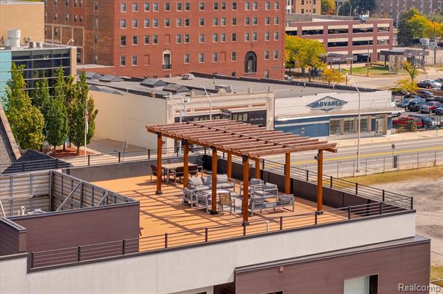 Builiding view twenty two for 438 Selden, Detroit, MI. 48201