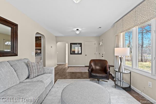 Builiding view five for 1111 Old Us Highway 23, Brighton, MI. 48114