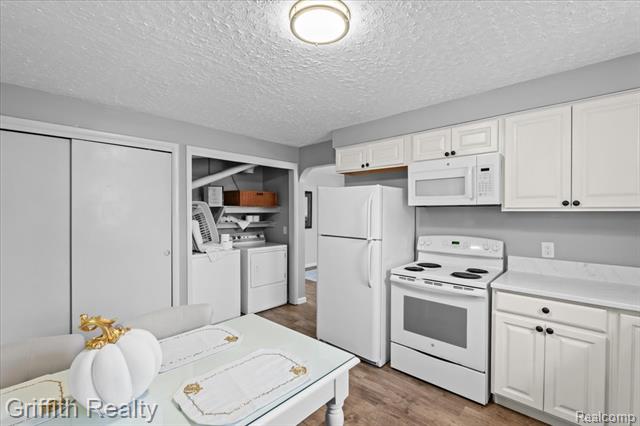 Builiding view nine for 1111 Old Us Highway 23, Brighton, MI. 48114