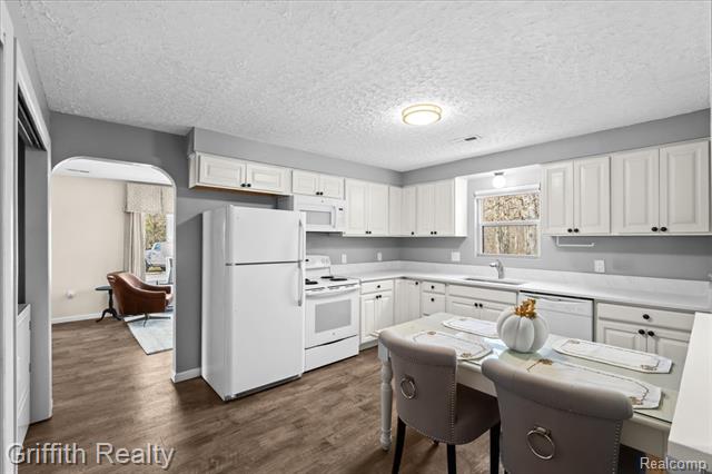 Builiding view seven for 1111 Old Us Highway 23, Brighton, MI. 48114