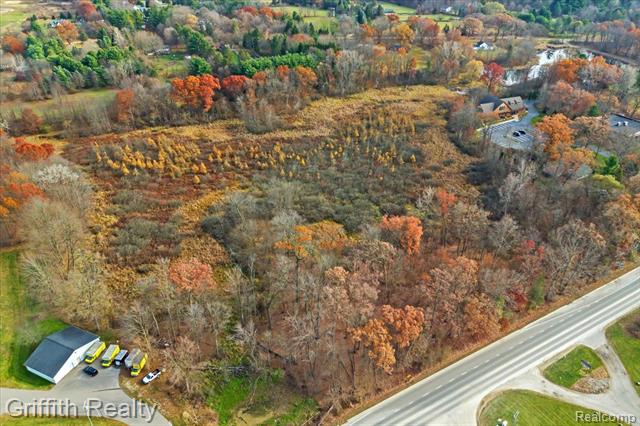 Builiding view twenty three for 1111 Old Us Highway 23, Brighton, MI. 48114