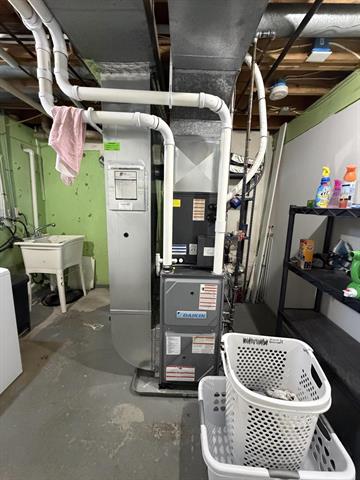 Builiding view thirty five for 401 Anderson, Wayland, MI. 49348