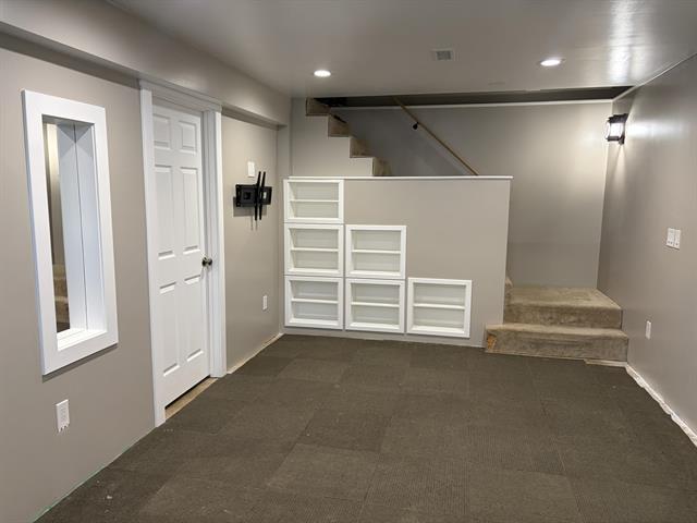 Builiding view thirty two for 401 Anderson, Wayland, MI. 49348