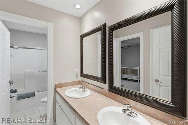 Builiding view forty four for 13275 Harborview, Linden, MI. 48451