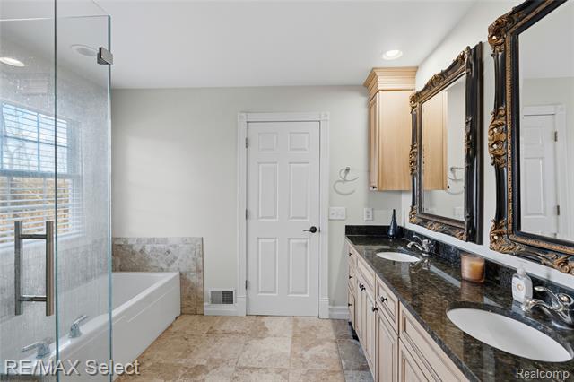 Builiding view forty for 13275 Harborview, Linden, MI. 48451