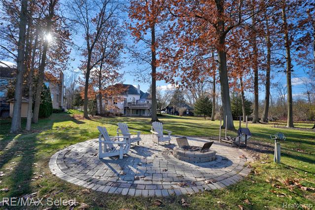 Builiding view four for 13275 Harborview, Linden, MI. 48451