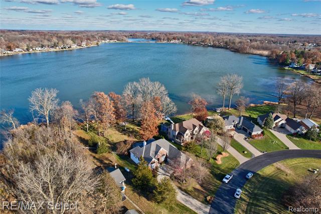 Builiding view sixty five for 13275 Harborview, Linden, MI. 48451