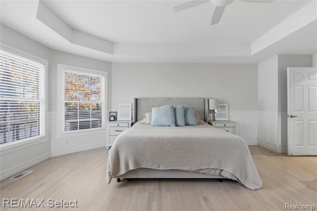 Builiding view thirty four for 13275 Harborview, Linden, MI. 48451