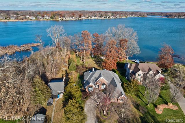 Builiding view twelve for 13275 Harborview, Linden, MI. 48451