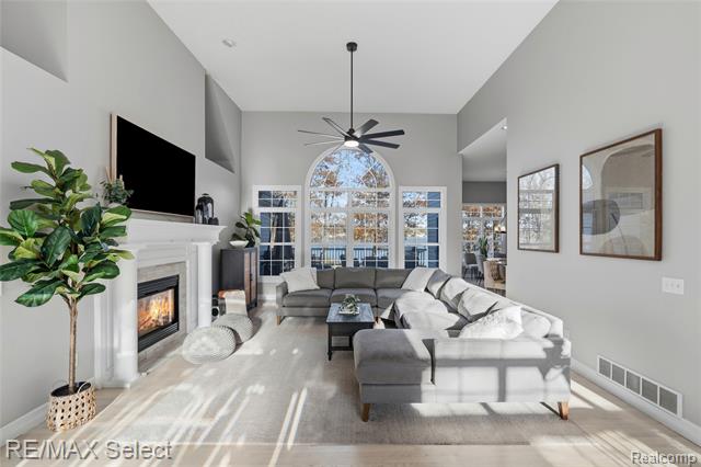 Builiding view twenty five for 13275 Harborview, Linden, MI. 48451