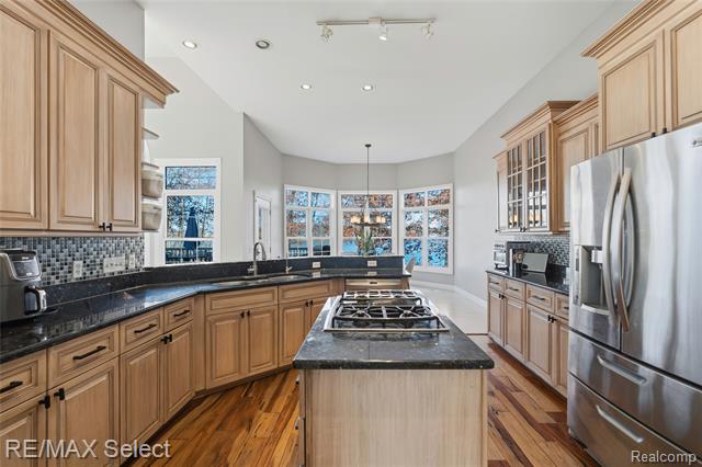 Builiding view twenty one for 13275 Harborview, Linden, MI. 48451