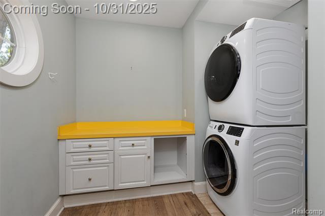 Builiding view eighteen for 338 W Harrison, Royal Oak, MI. 48067