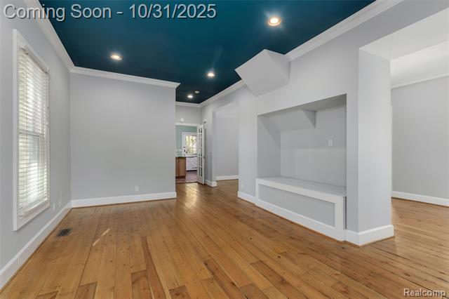 Builiding view five for 338 W Harrison, Royal Oak, MI. 48067