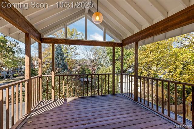 Builiding view twenty five for 338 W Harrison, Royal Oak, MI. 48067