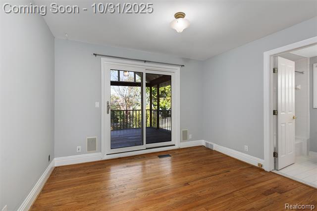 Builiding view twenty four for 338 W Harrison, Royal Oak, MI. 48067