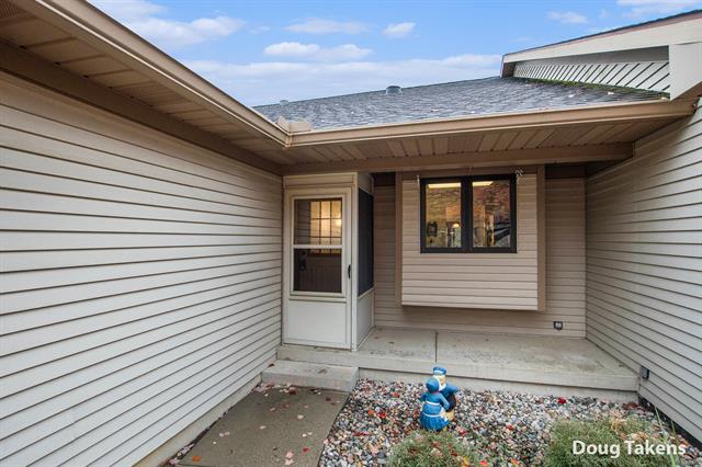 Builiding view two for 8750 Lindsey, Byron Center, MI. 49315