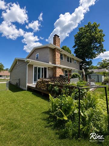 Builiding view six for 2709 Belaire, Lansing, MI. 48911