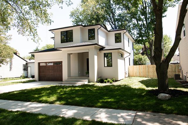Builiding view one for 2324 Dallas, Royal Oak, MI. 48067