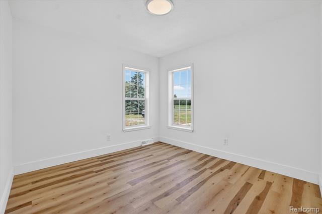 Builiding view eighteen for 1400 Every, Mason, MI. 48854