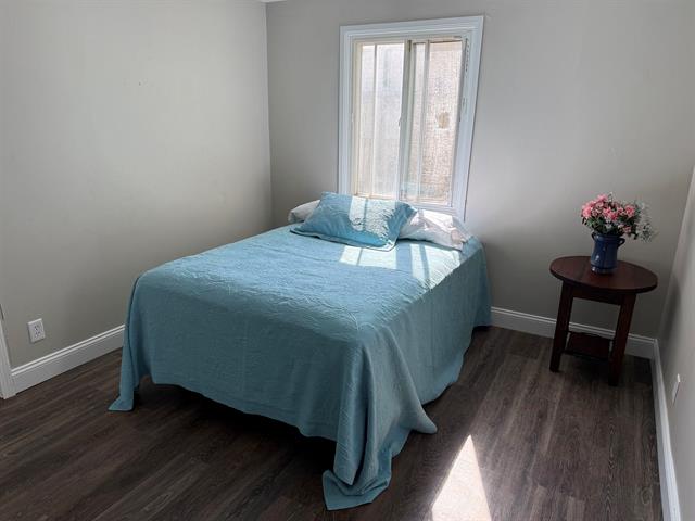 Builiding view nine for 5006 Delbrook, Lansing, MI. 48910