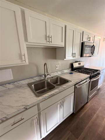 Builiding view six for 5006 Delbrook, Lansing, MI. 48910