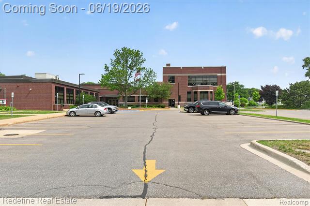 Builiding view twenty eight for 2432 Dallas, Royal Oak, MI. 48067