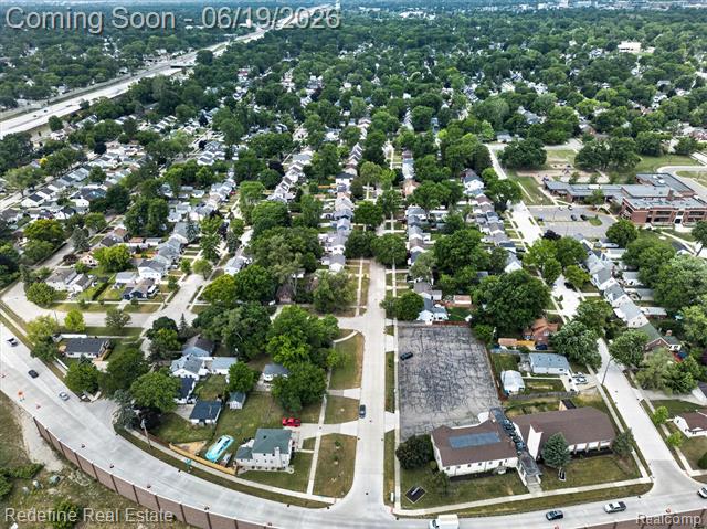 Builiding view twenty three for 2432 Dallas, Royal Oak, MI. 48067