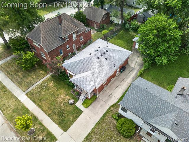 Builiding view twenty two for 2432 Dallas, Royal Oak, MI. 48067