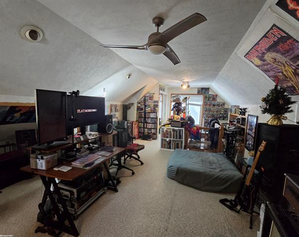 Builiding view twelve for 14041 Vernon, Oak Park, MI. 48237