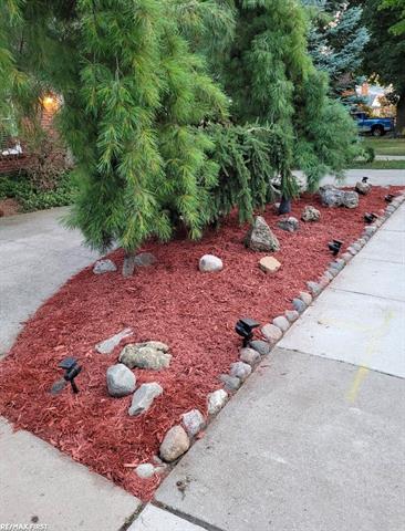 Builiding view twenty two for 14041 Vernon, Oak Park, MI. 48237