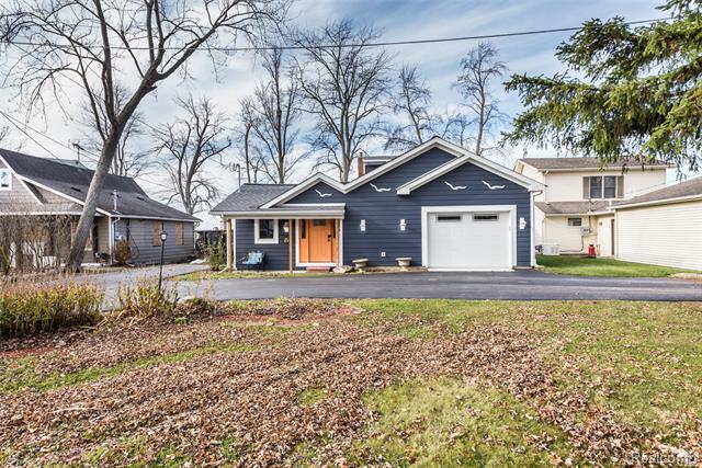 Builiding view four for 9109 Mcgregor, Pinckney, MI. 48169