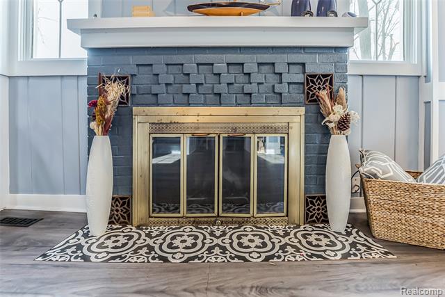 Builiding view thirty seven for 9109 Mcgregor, Pinckney, MI. 48169