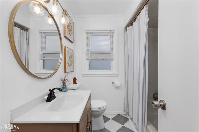 Builiding view eight for 2011 Dallas, Royal Oak, MI. 48067