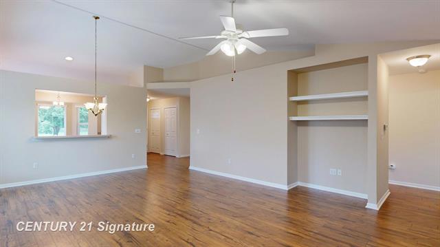 Builiding view ten for 6460 Royal Club Drive, Flushing, MI. 48433