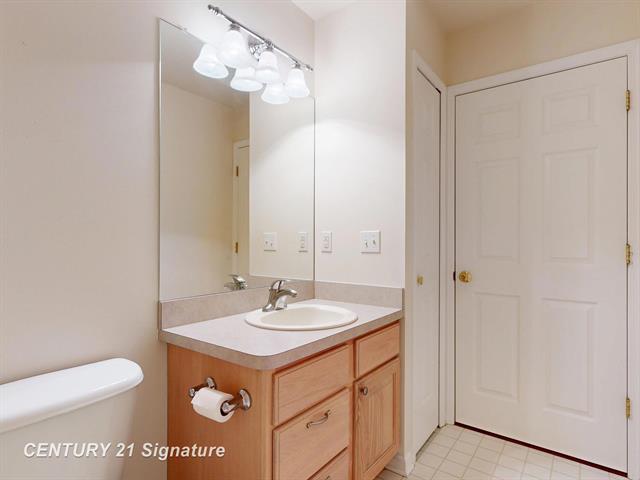 Builiding view twenty three for 6460 Royal Club Drive, Flushing, MI. 48433