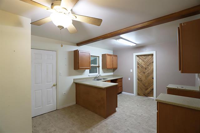 Builiding view nine for 1409 Coutant Street, Flushing, MI. 48433