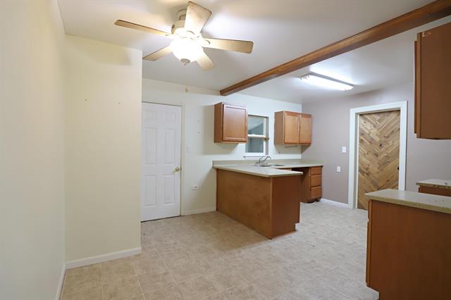 Builiding view ten for 1409 Coutant Street, Flushing, MI. 48433