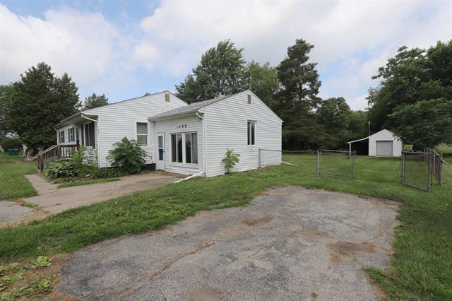 Builiding view twenty five for 1409 Coutant Street, Flushing, MI. 48433