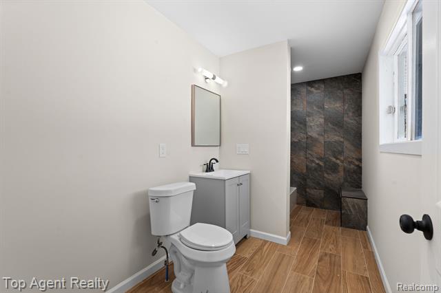 Builiding view twenty seven for 25216 Muerland, Southfield, MI. 48033